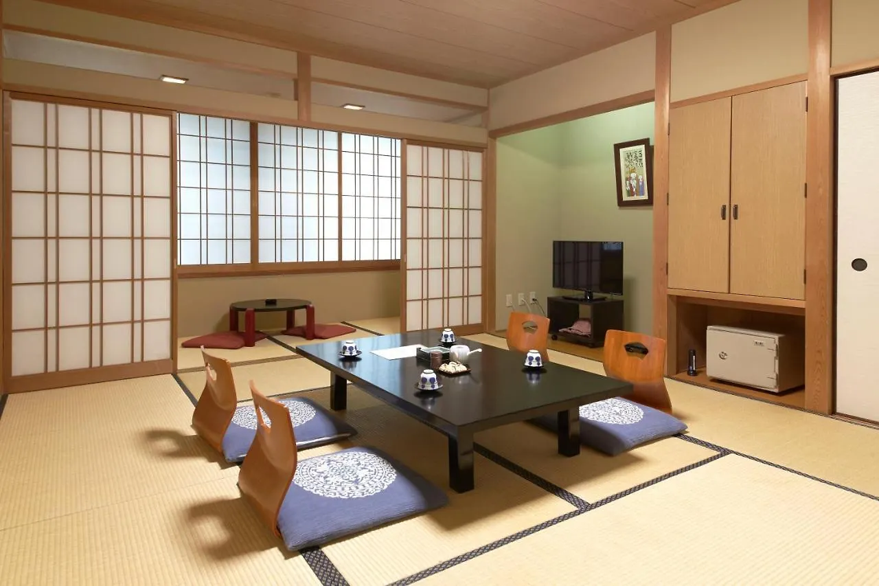 Ryokan 京都駅前ひふみ旅館（Hifumiryokan Kyoto Station)